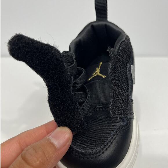 Jordan 1 Low ALT SE (TD) Black, Metallic Silver-Sail/Size-4 C / FZ3922 001 - Picture 6 of 13